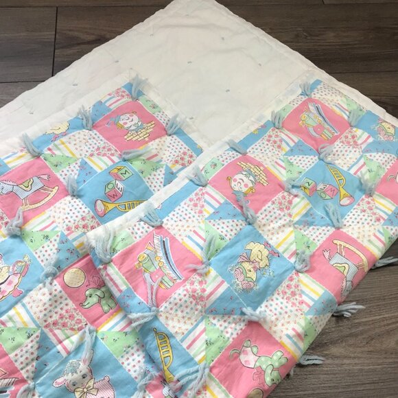 Handmade Vintage Animal Baby‎ Blanket Gender Neutral Measures Approx. 35" by 42" - Picture 6 of 9